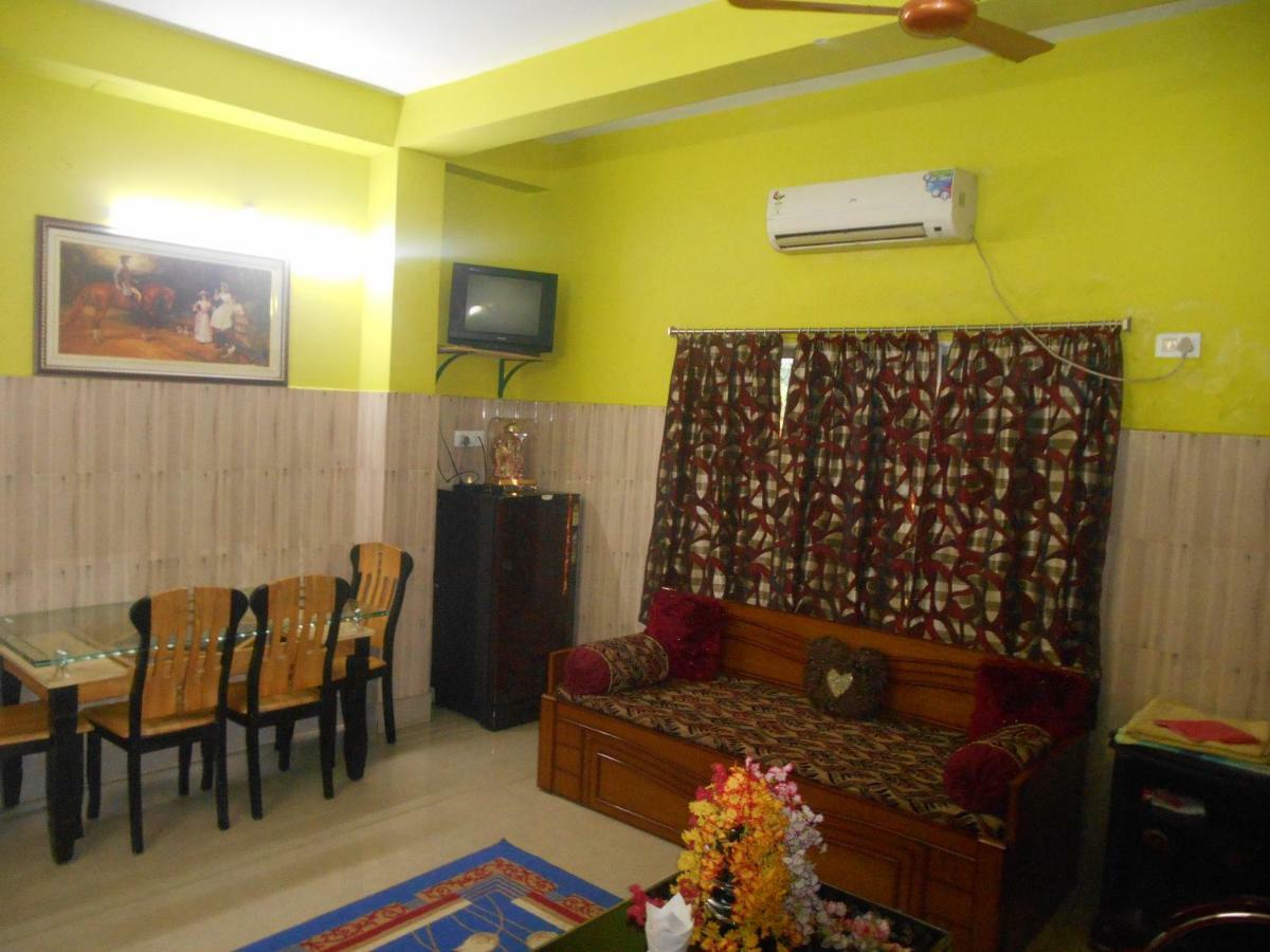Hotel Surja Laxmi Raiganj Exterior foto